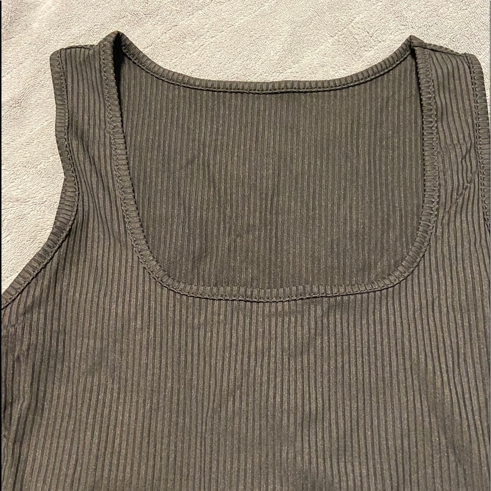BLACK RIBBED BODYSUIT